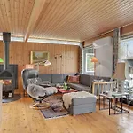 Vakantiehuis 3 Bedroom Gorgeous In *
